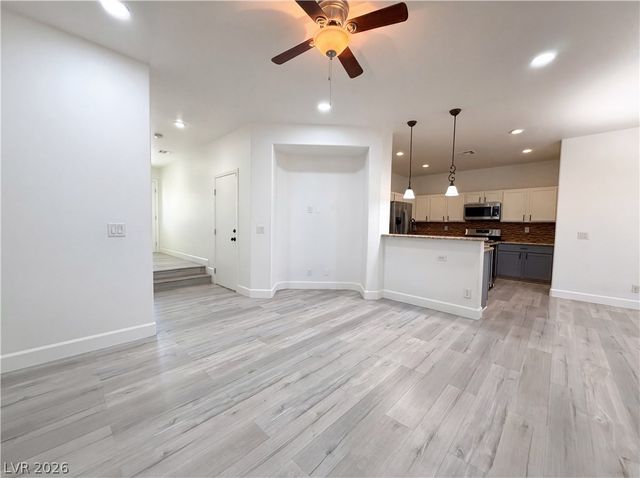6560 West Cotsfield Avenue, Las Vegas, NV 89139