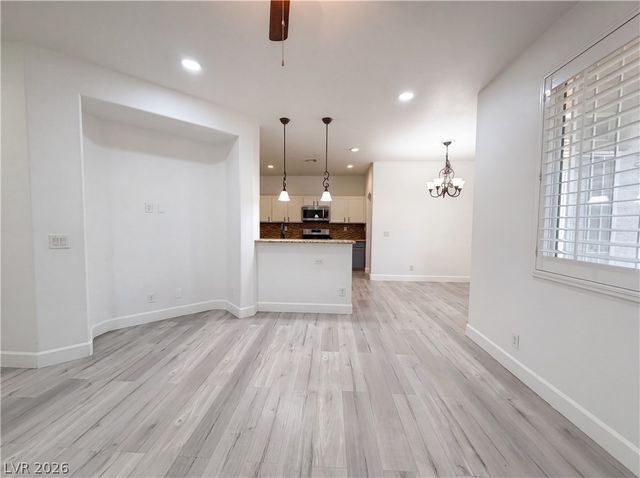 6560 West Cotsfield Avenue, Las Vegas, NV 89139