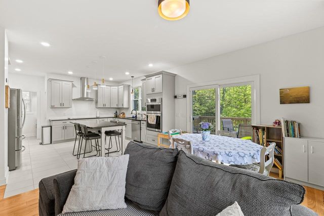 1176B NELSON DR, Harrisonburg, VA 22801