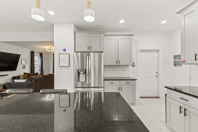 1176B NELSON DR, Harrisonburg, VA 22801