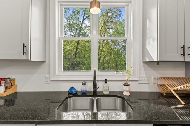 1176B NELSON DR, Harrisonburg, VA 22801