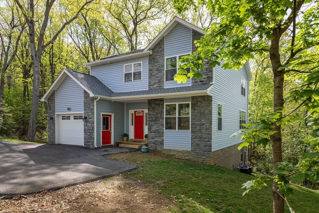 1176B NELSON DR, Harrisonburg, VA 22801