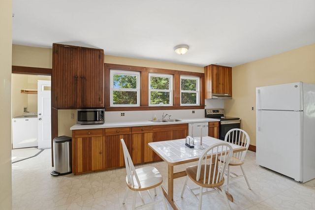 157 Walker Street, Dighton, MA 02764