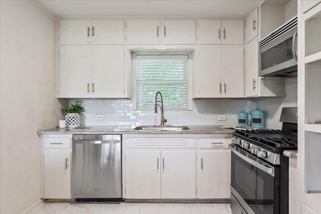 804 Ash ST, Georgetown, TX 78626