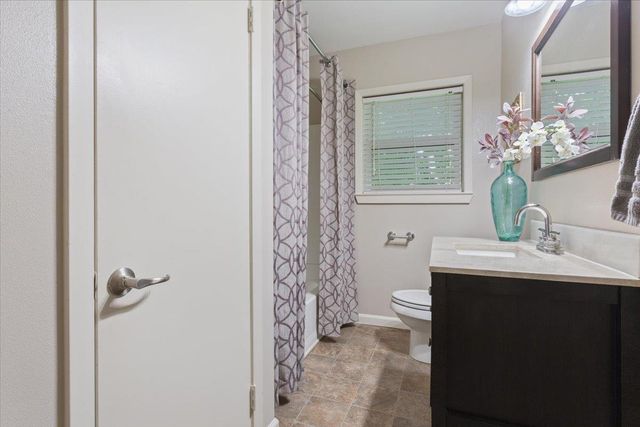 804 Ash ST, Georgetown, TX 78626