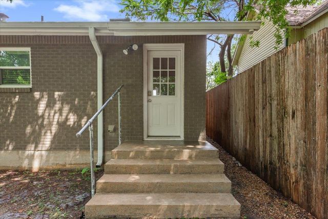 804 Ash ST, Georgetown, TX 78626