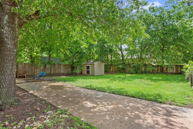 804 Ash ST, Georgetown, TX 78626