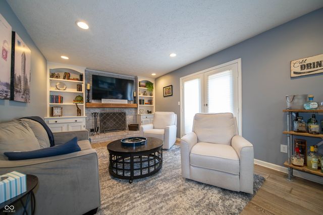 7442 Blue Creek South Drive, Indianapolis, IN 46256