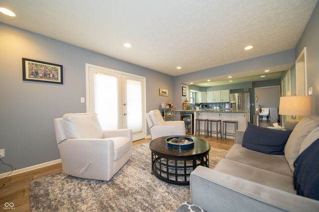 7442 Blue Creek South Drive, Indianapolis, IN 46256