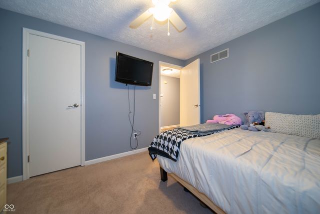 7442 Blue Creek South Drive, Indianapolis, IN 46256