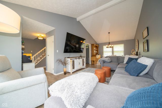 7442 Blue Creek South Drive, Indianapolis, IN 46256