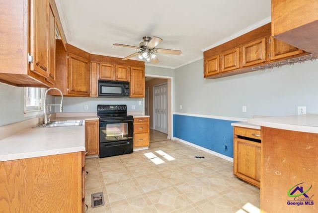 209 Fleming Drive, Bonaire, GA 31005