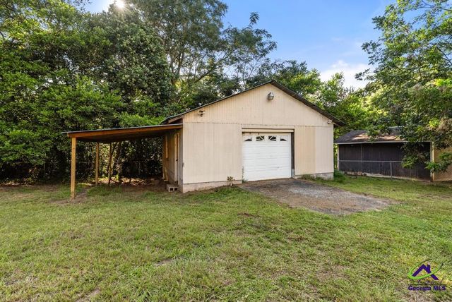 209 Fleming Drive, Bonaire, GA 31005