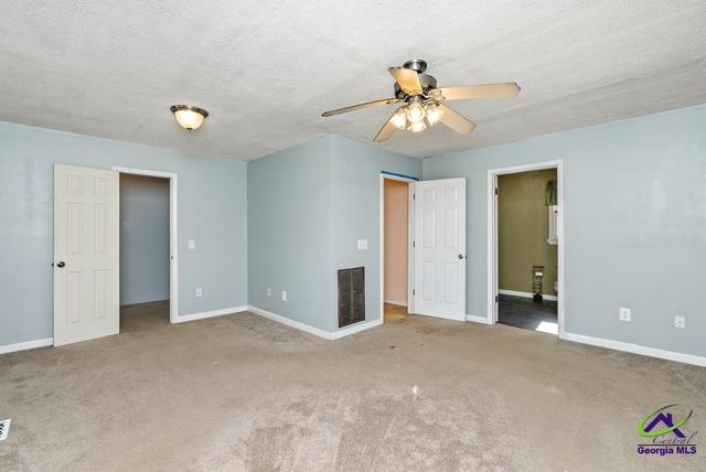 209 Fleming Drive, Bonaire, GA 31005
