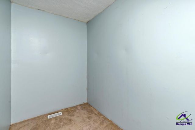 209 Fleming Drive, Bonaire, GA 31005