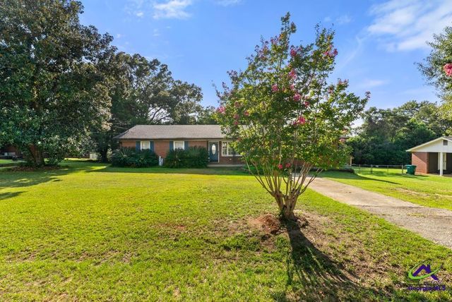 209 Fleming Drive, Bonaire, GA 31005