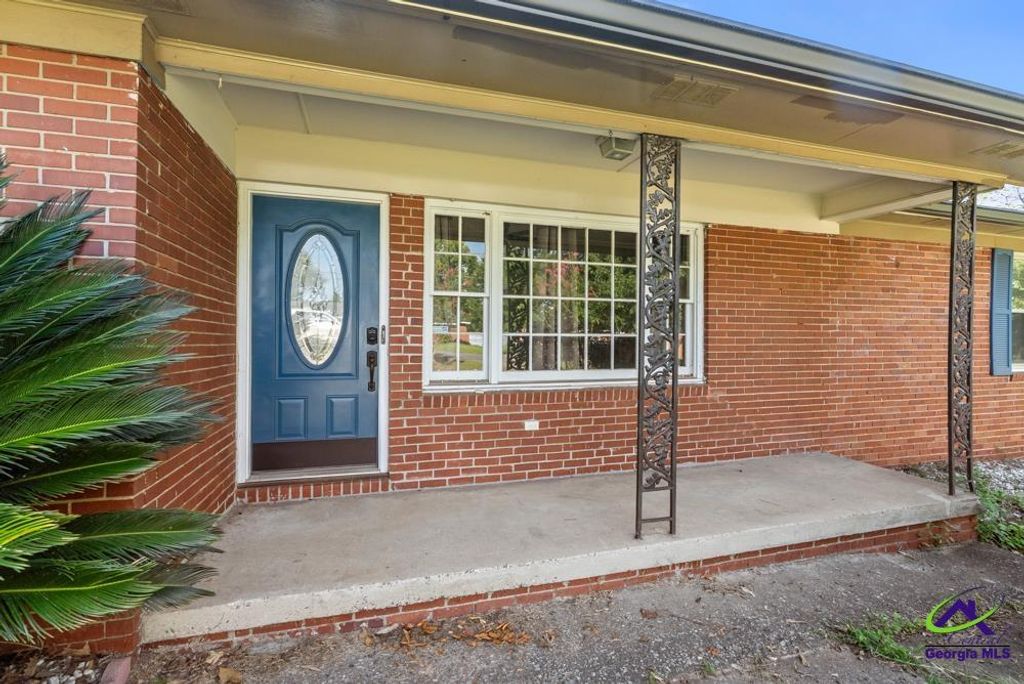 209 Fleming Drive, Bonaire, GA 31005