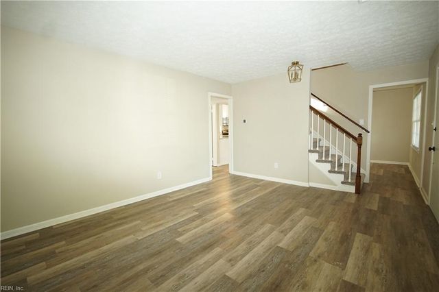 421 Lanyard RD, Newport News, VA 23602