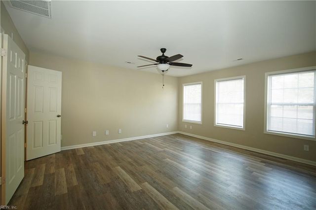 421 Lanyard RD, Newport News, VA 23602