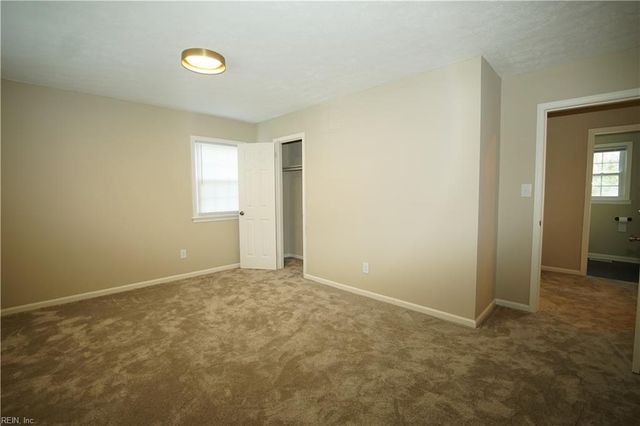 421 Lanyard RD, Newport News, VA 23602