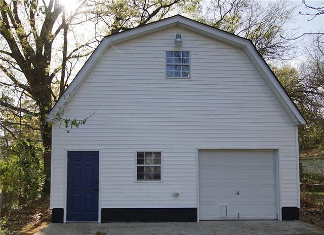 421 Lanyard RD, Newport News, VA 23602