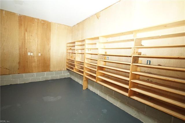 421 Lanyard RD, Newport News, VA 23602