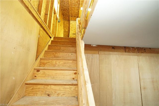 421 Lanyard RD, Newport News, VA 23602