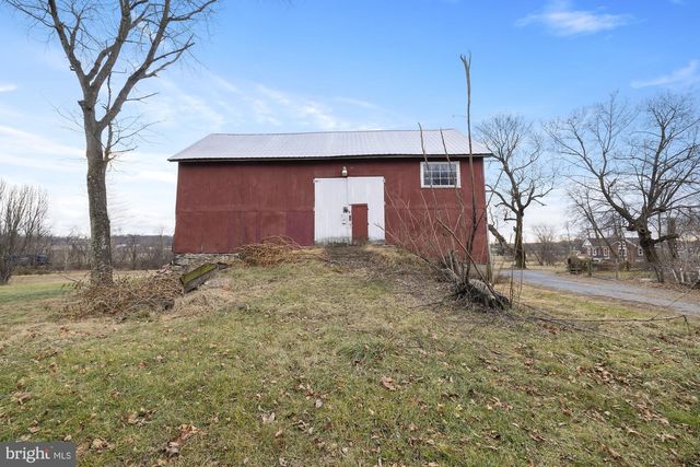 1279 CENTER MILLS RD, Aspers, PA 17304