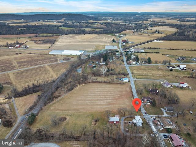 1279 CENTER MILLS RD, Aspers, PA 17304