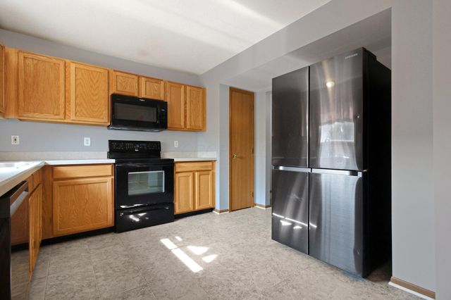 398 Ruffin Drive, Galloway, OH 43119