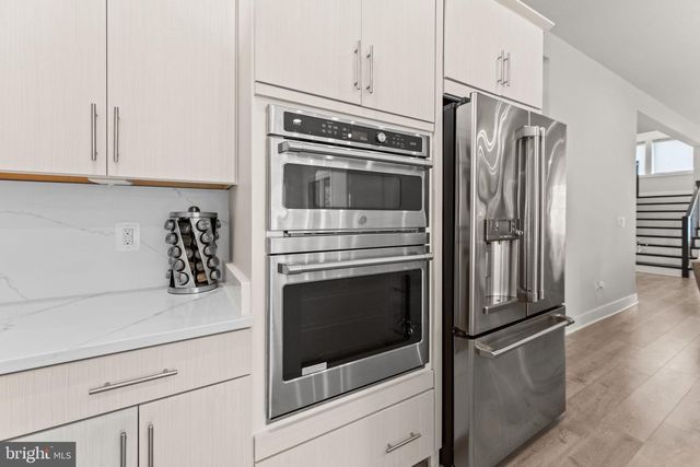 24590 LENAH CROSSING DR, Aldie, VA 20105