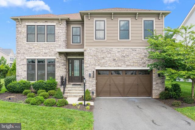 24590 LENAH CROSSING DR, Aldie, VA 20105