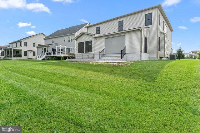 24590 LENAH CROSSING DR, Aldie, VA 20105