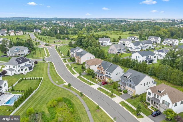 24590 LENAH CROSSING DR, Aldie, VA 20105