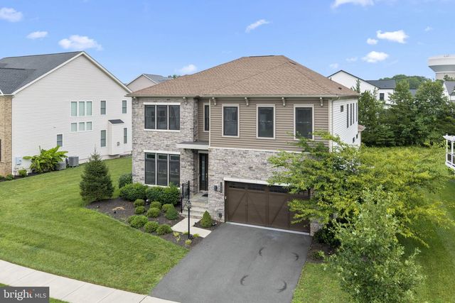 24590 LENAH CROSSING DR, Aldie, VA 20105