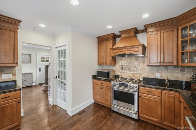 356 Marietta Avenue, Hawthorne, NY 10532