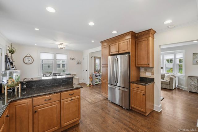 356 Marietta Avenue, Hawthorne, NY 10532