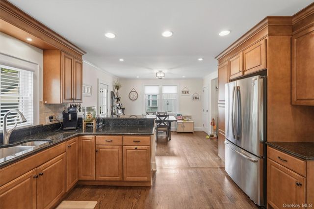 356 Marietta Avenue, Hawthorne, NY 10532