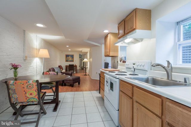 1825 ONTARIO PL NW, Washington, DC 20009