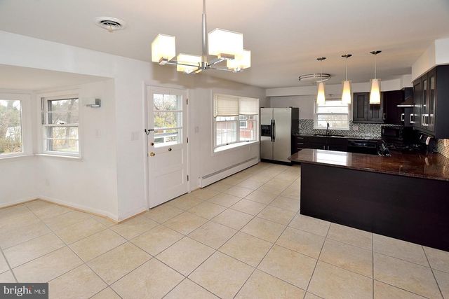 6149 LOCH RAVEN DR, Mclean, VA 22101