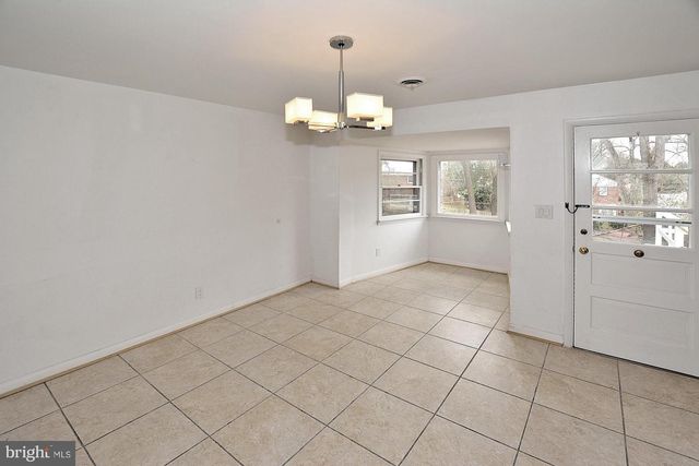 6149 LOCH RAVEN DR, Mclean, VA 22101