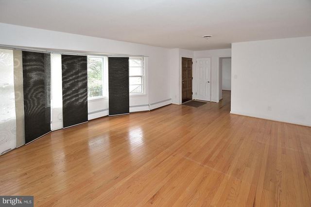 6149 LOCH RAVEN DR, Mclean, VA 22101