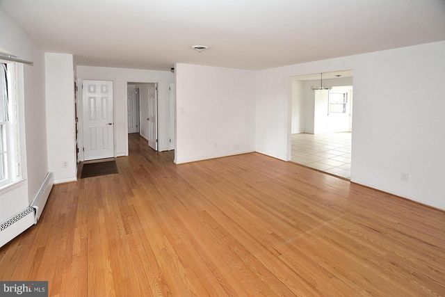 6149 LOCH RAVEN DR, Mclean, VA 22101