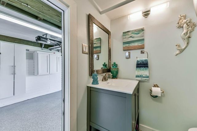 4110 Fort Bend Drive, Galveston, TX 77554