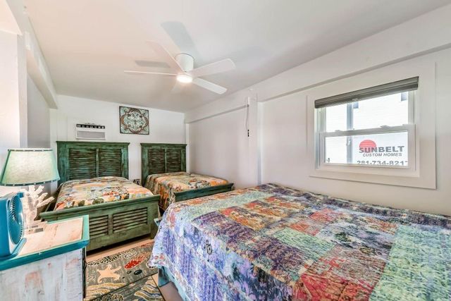 4110 Fort Bend Drive, Galveston, TX 77554