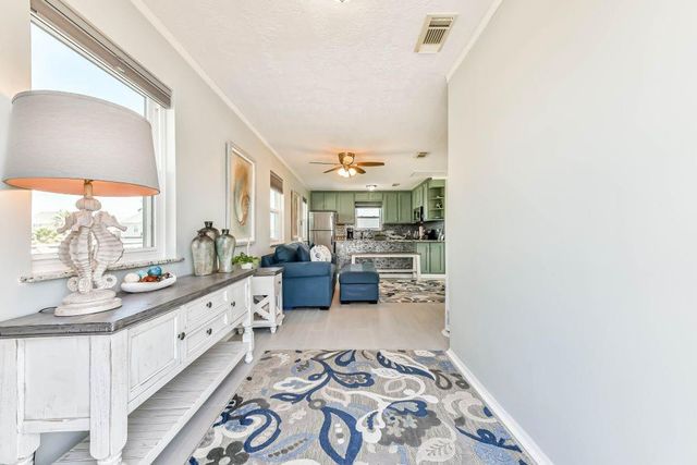 4110 Fort Bend Drive, Galveston, TX 77554