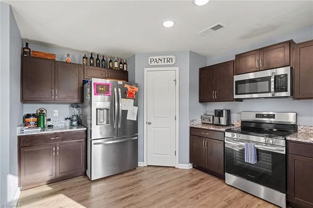 647 Gus Hill Road, Clemmons, NC 27012