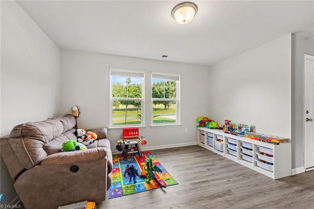 647 Gus Hill Road, Clemmons, NC 27012
