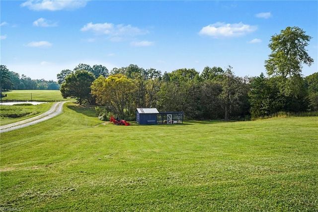 647 Gus Hill Road, Clemmons, NC 27012