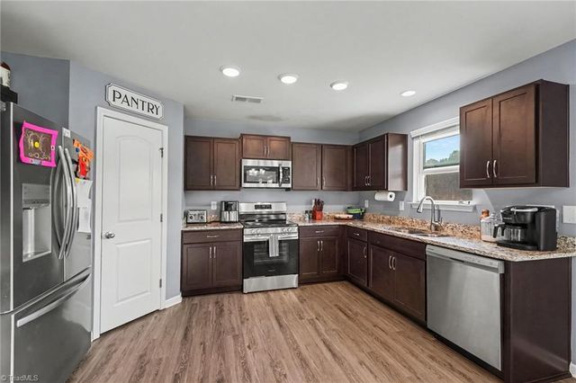 647 Gus Hill Road, Clemmons, NC 27012